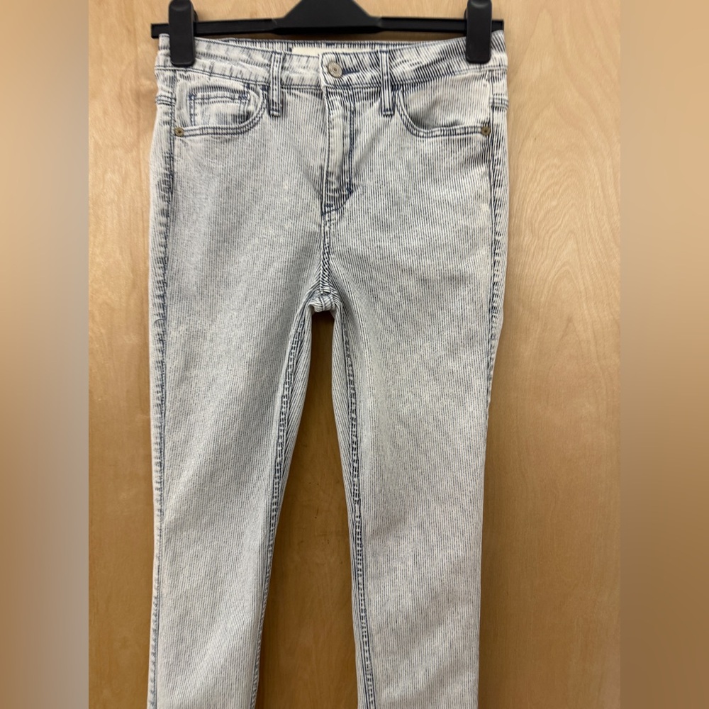 Abercrombie & Fitch High Rise Super skinny Pinstripe Jean - Picture 4 of 16